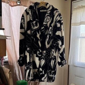 Donnybrook Black & White Patterned Teddy Jacket. Vintage from the 80’s era.